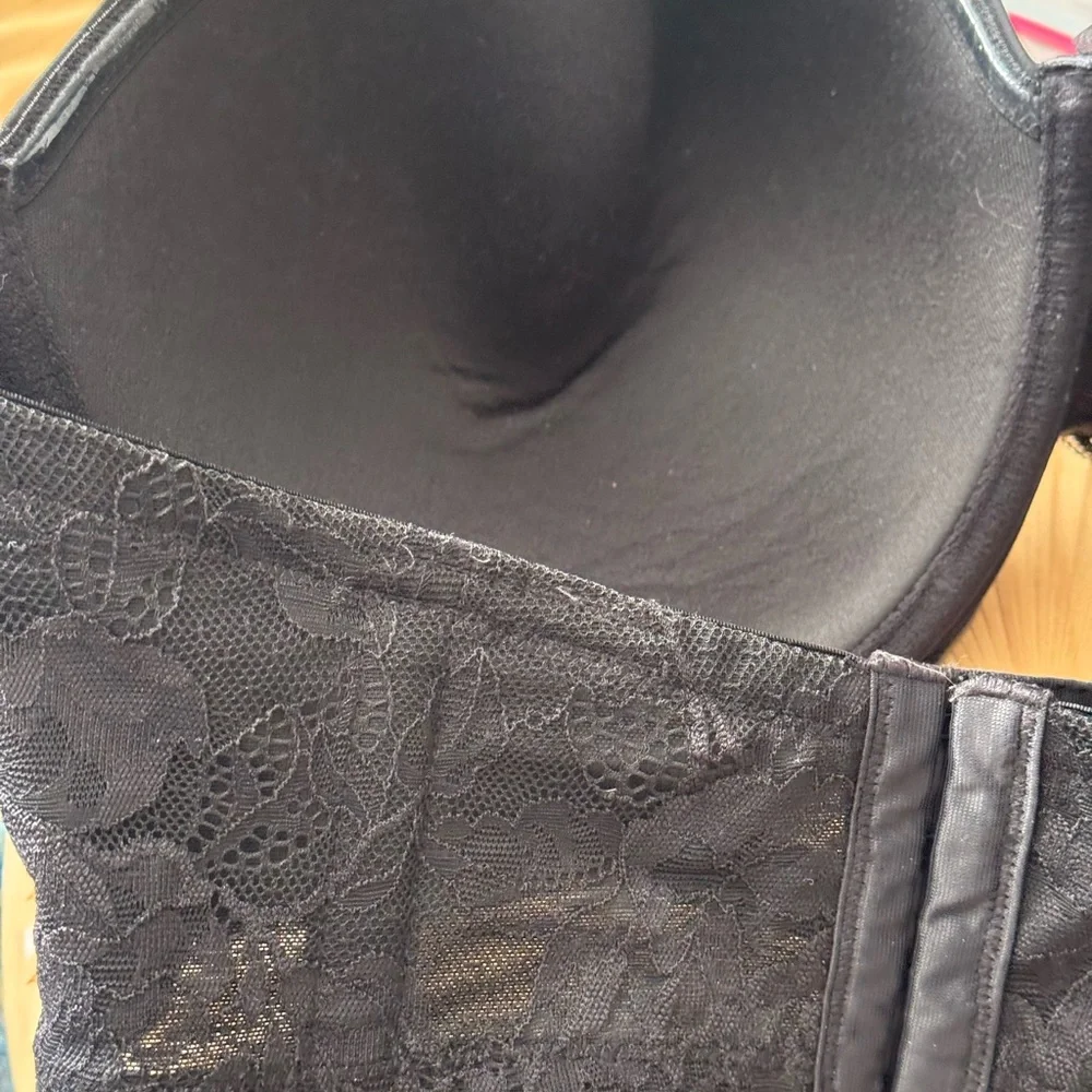 Torrid Strapless Lightly Lined Smooth Bra Black 40G Staple Bra
